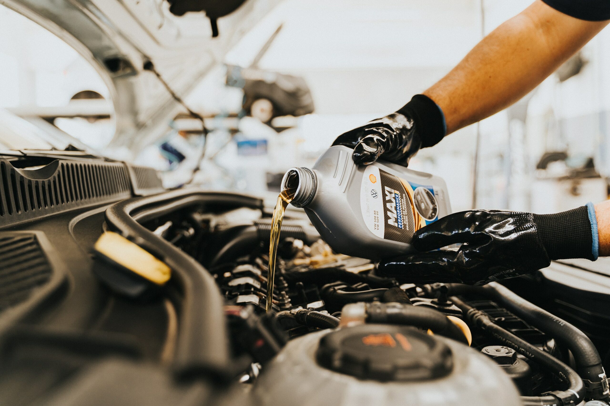 64f1c1f57a06d26739d38ef7_How to Change Oil in Your Car scaled